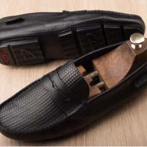 Chaussure Baladeuse – Clarks en Cuir Noir Tissé